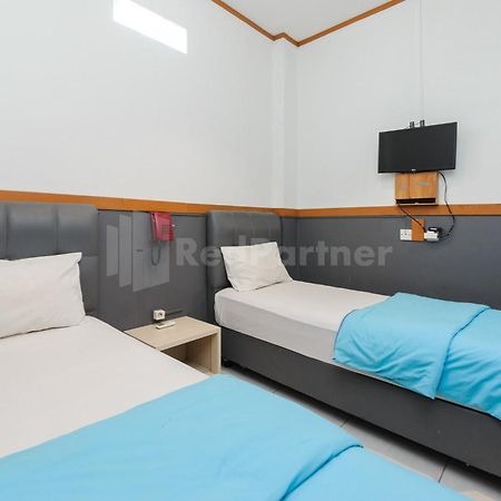 Ian Hotel Jaksa Mitra Reddoorz Jakarta Exteriör bild